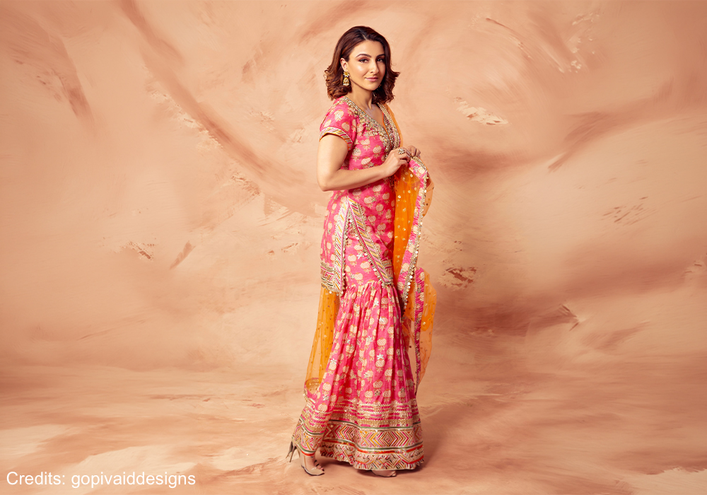 What Makes Soha Ali Khan's Fuchsia Sharara Set So Striking?