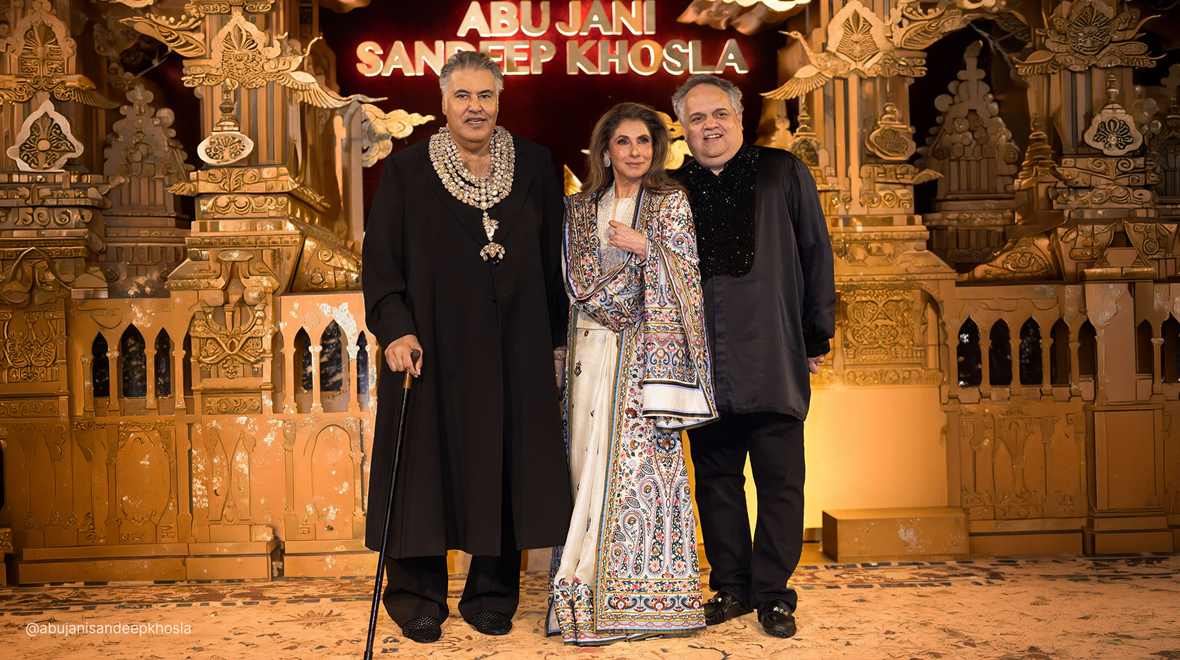 Abu Jani Sandeep Khosla with Dimple Kapadia for their 40th Year Celebration
