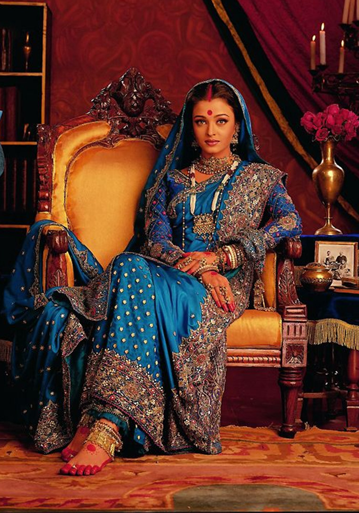 Aishwarya Rai as Paro in Devdas