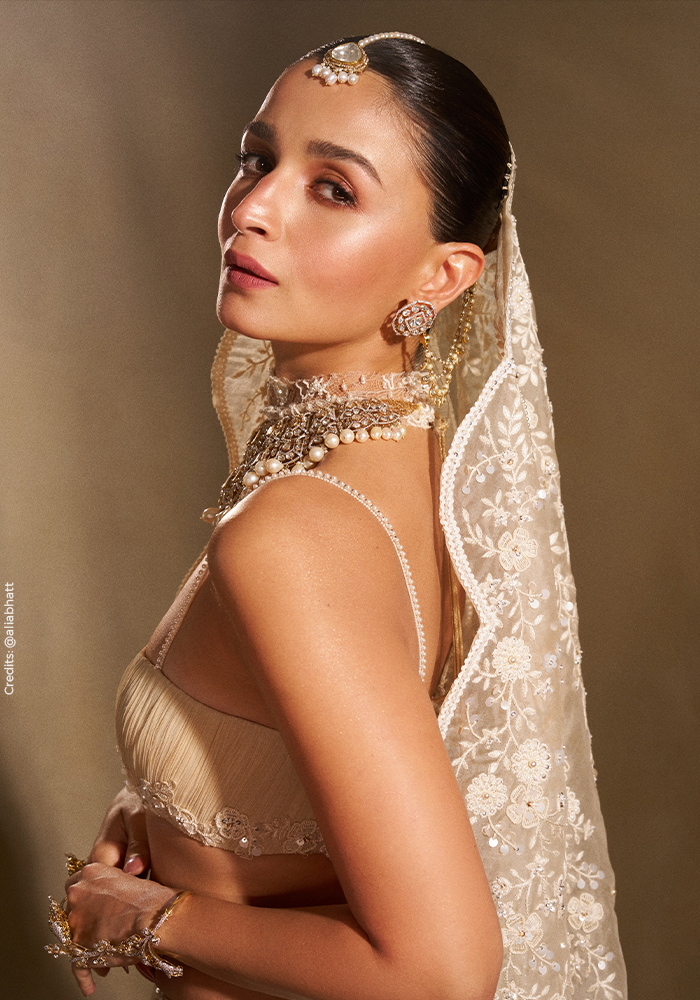 Why Alia Bhatt’s Chikankari Saree Is the Modern Bride’s Blueprint 3 Alia Bhatt wearing mijwan ivory chikankari saree by Manish Malhotra