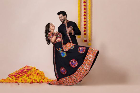 Navratri Outfits for Couples
