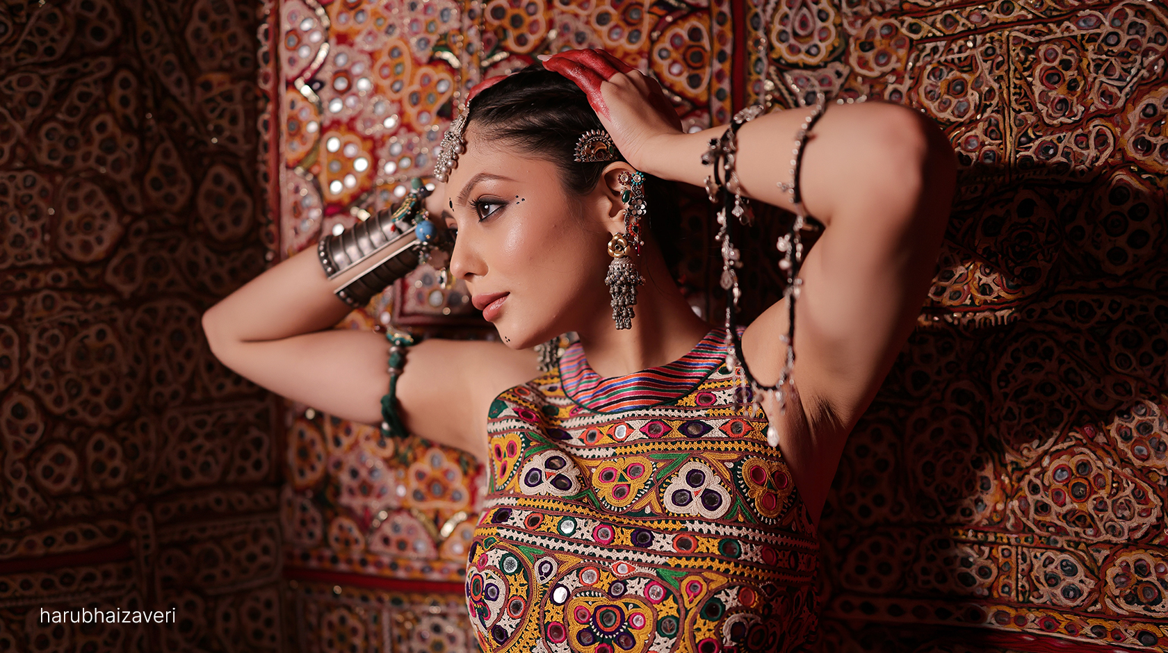 7 Maximalist Navratri Jewellery Trends to Try This Season