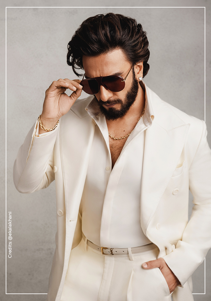 Ranveer Singh Just Confirmed That All-White Is Anything but Boring 4 Ranveer Singh wore all-white tuxedo at Hunkaar Screening