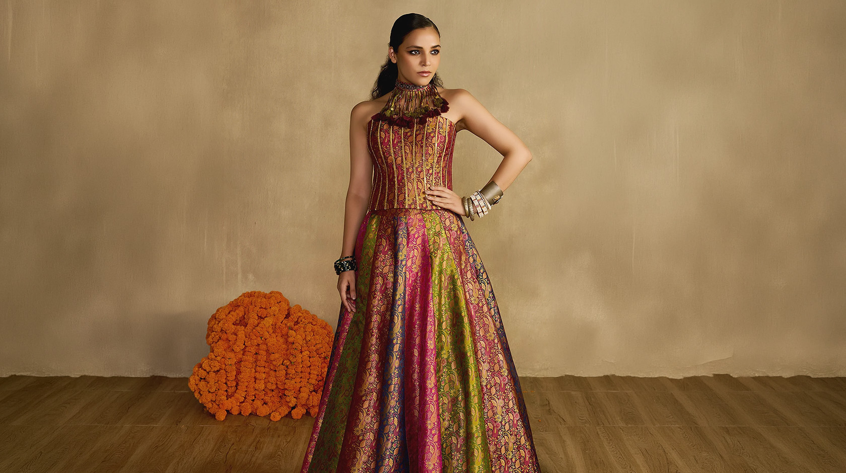 Statement Brocade
