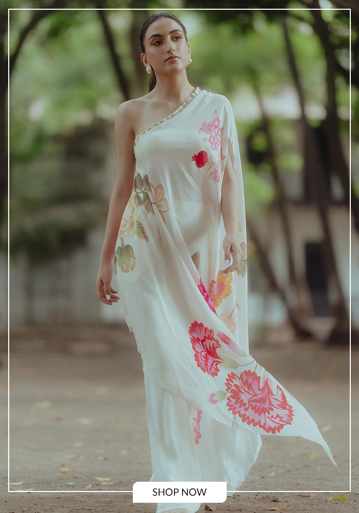 What should you wear in white for Navratri?