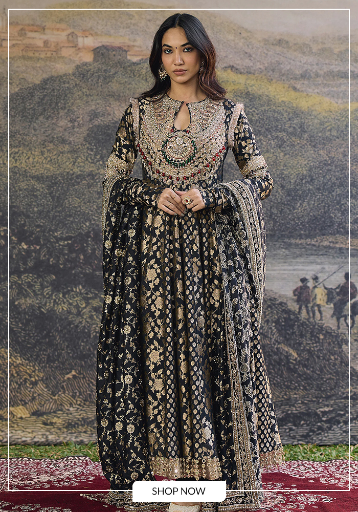 When Should You Choose an Anarkali Over a Lehenga for Navratri? 