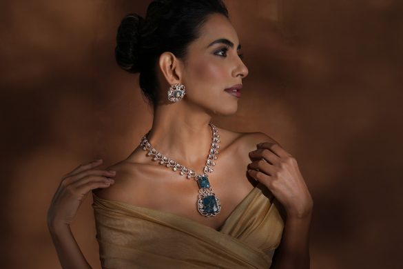 How to Accessorise Your Diwali Lehenga | Aza