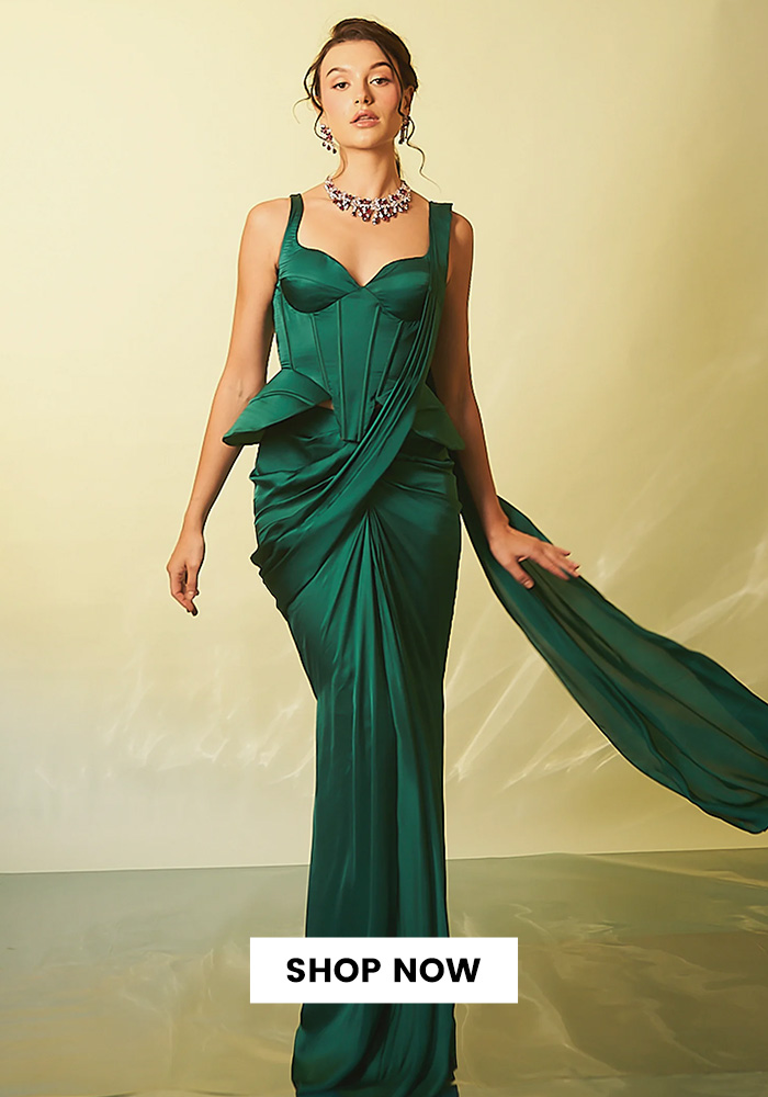 6 Diwali Outfit Trends Everyone Will Want to Copy This Year 11 Green monochrome saree with corset