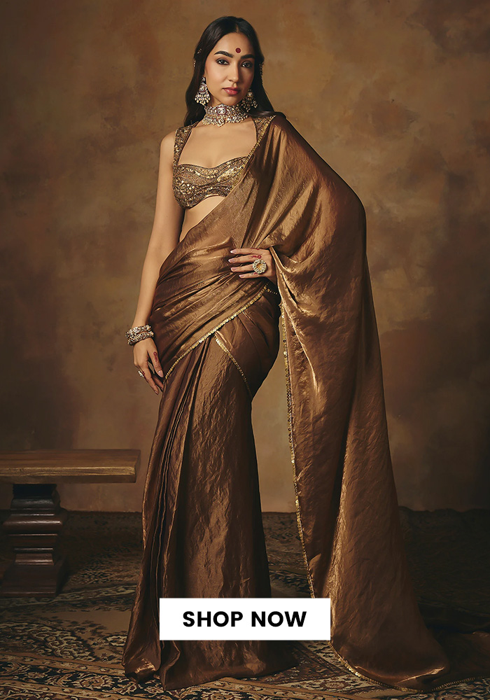 6 Diwali Outfit Trends Everyone Will Want to Copy This Year 6 Metallic pre-draped saree