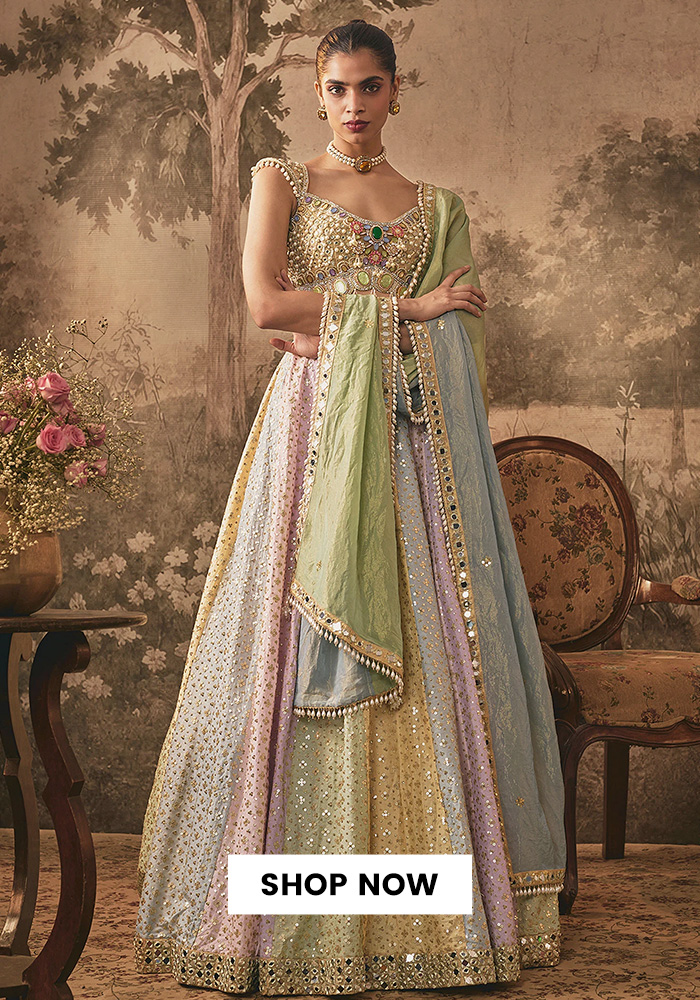6 Diwali Outfit Trends Everyone Will Want to Copy This Year 13 Sequin and mirror embroidered lehenga