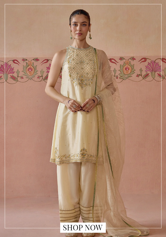 9. The Minimalist Ivory Look