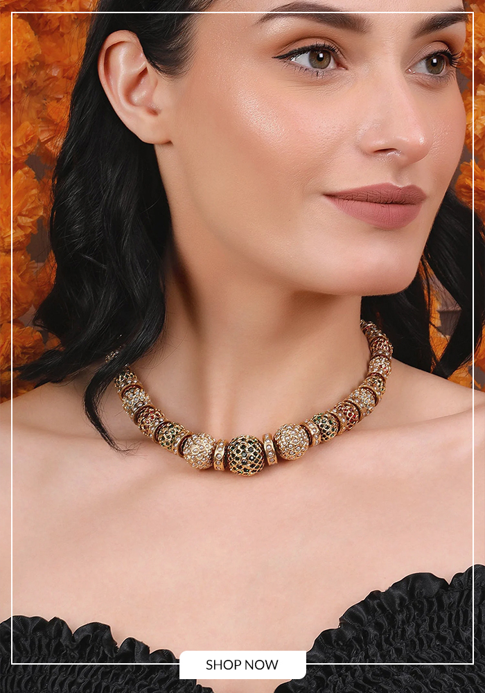 Gold toned beaded necklace